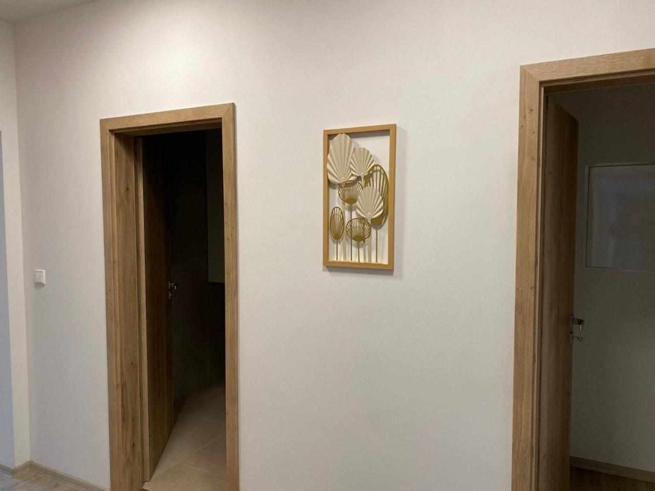 شقة Perla Hradce 101 Hradec Králové المظهر الخارجي الصورة